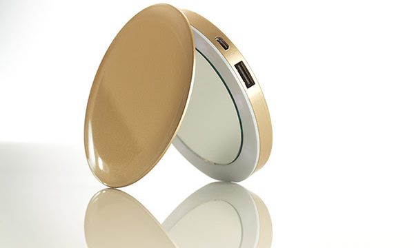 HYPER Launches Pearl: Compact Mirror + USB Rechargeable Battery Pack via Kickstarter