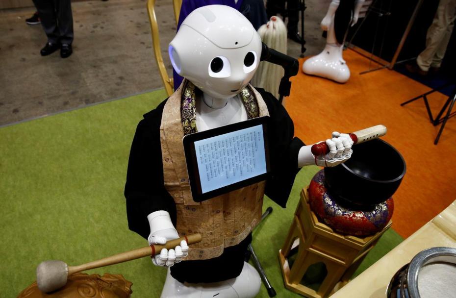 SoftBank’s Pepper Robot Can Perform Buddhist Funeral Services