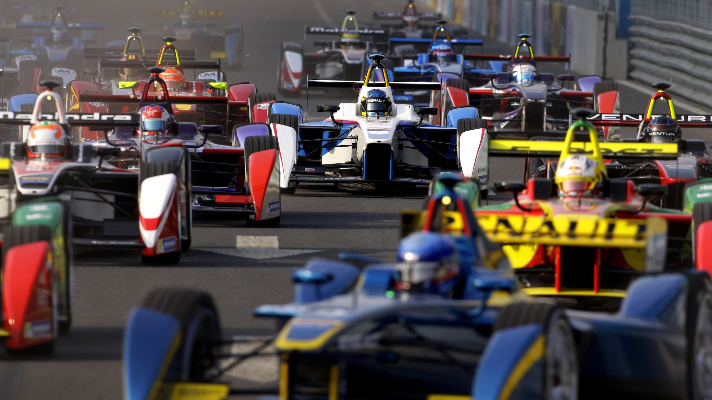 Nissan joining Formula E electric racing circuit next season