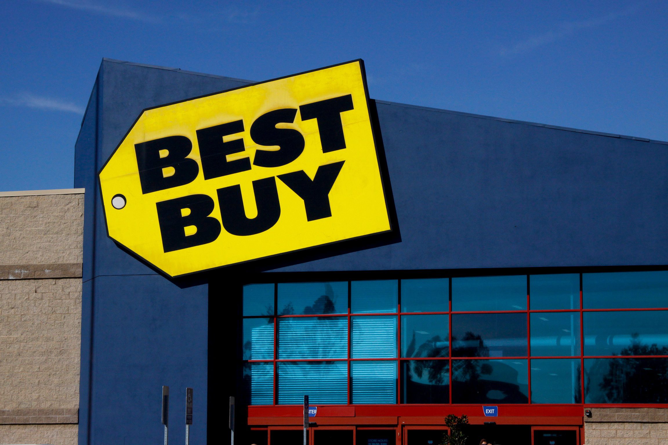 Best Buy Reportedly To Stop Selling DVD and BluRay Next Year