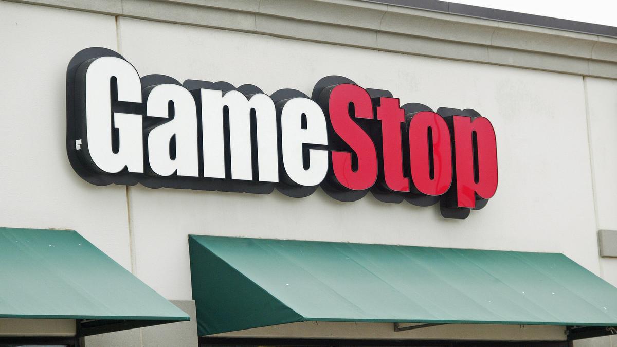 GameStop’s New Store Concept Incorporates Retro Gaming, Demos, eSports